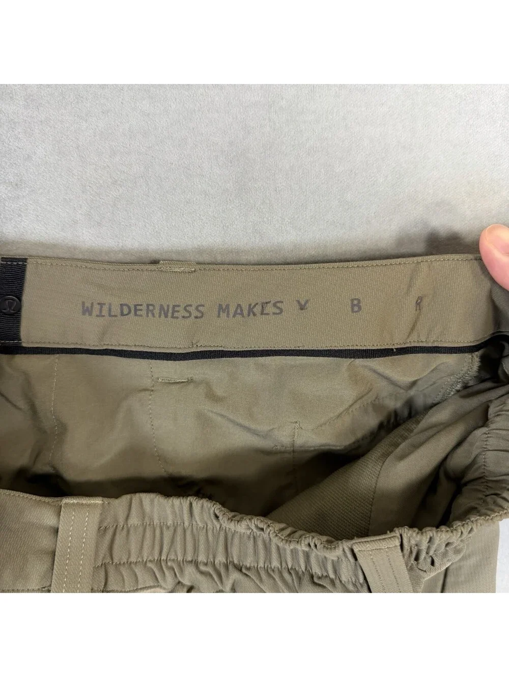 Lululemon x Wilderness Collective Pants Mens 32 Green GORETEX Nylon Outdoor